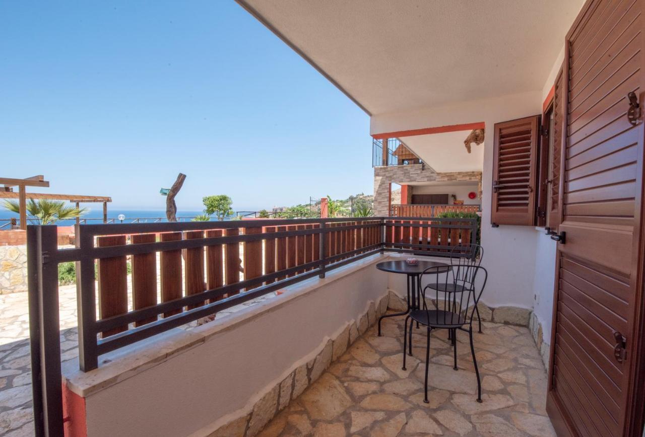 הוילה מקארי A Casa Di Amy מראה חיצוני תמונה